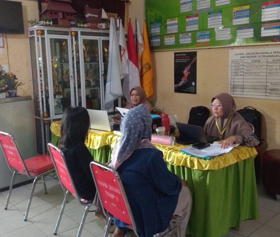 Pendaftaran SPMB SMP Pekanbaru Didominasi Jalur Domisili