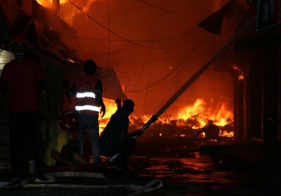 456 Kios dan Ruko di Pasar Terapung Inhil Hangus Terbakar 