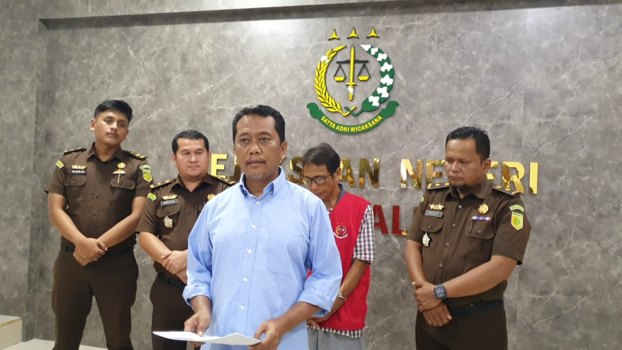 Sempat Kabur ke Malaysia, DPO Jual Lahan HPT Diciduk Tim Tabur Kejaksaan Bengkalis