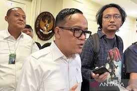Sepuluh Orang Ikut Diciduk Bersama Wamenaker Noel, KPK Periksa Intensif