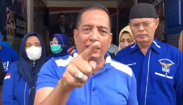 Kecewa, Asri Auzar Keluar dari DemokratÂ 