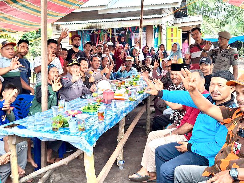 Kunjungi Desa Eks Transmigrasi, Wabup Bagus Santoso Pastikan Jaringan Listrik