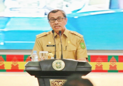 Dianggap Terobosan,Â Pemprov Bakal Ngutang untuk Bangun Jalan di Riau