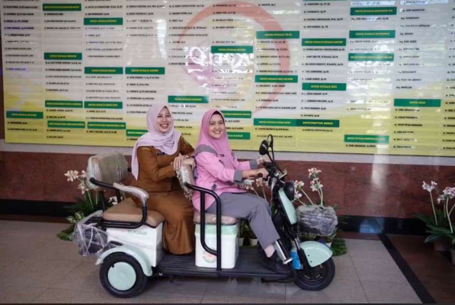 Inovasi Baru RSUD Arifin Achmad, Motor Listrik Gratis untuk Pasien dan Keluarga