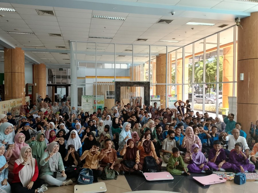 SOIna Riau Gali Potensi Anak Spesial Lewat Dongeng & Kue