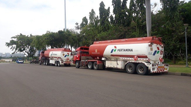 Disandera, 2 Mobil Tangki Pertamina Dibawa Lari ke Istana Negara