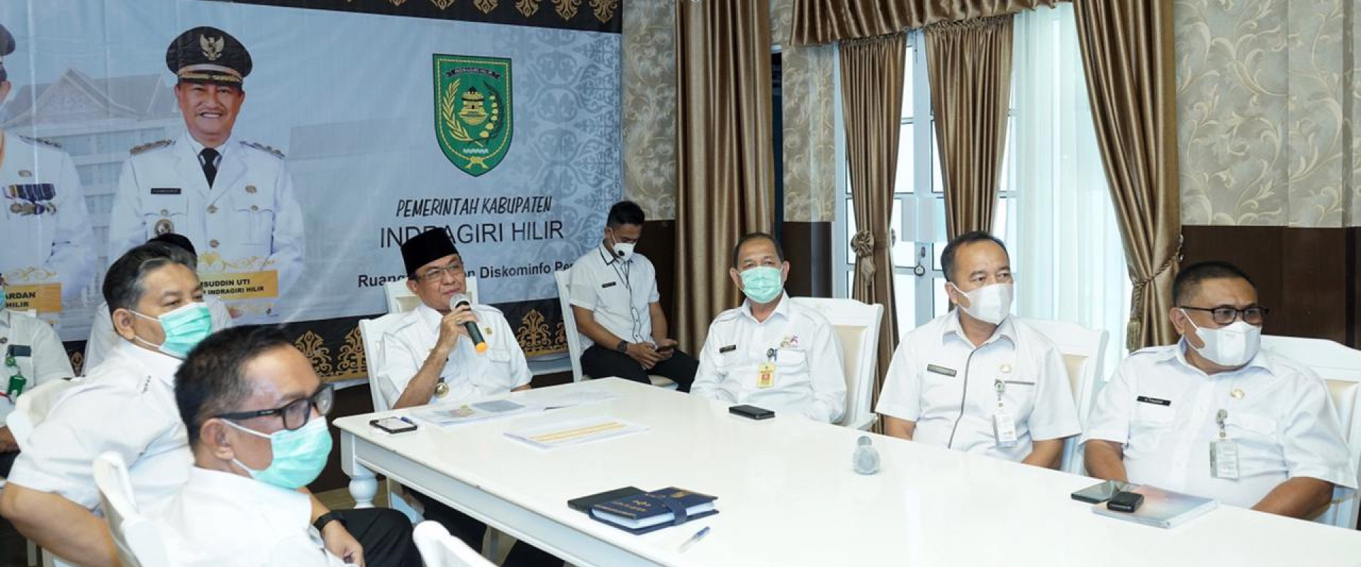 Ikuti Webinar Exploring of the Regional Development, Bupati Sampaikan Potensi SDA di Inhil