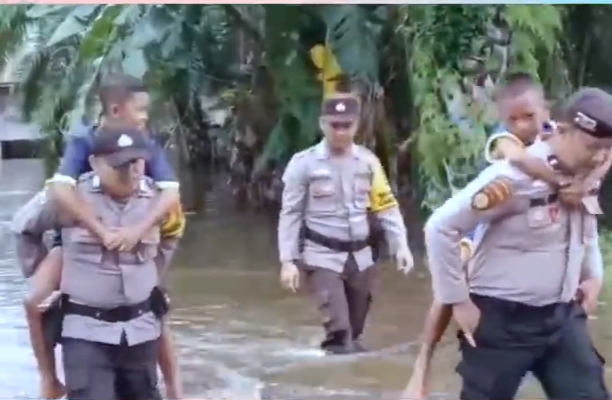Sudah Satu Bulan 2 Dusun di Rohil Terendam Banjir, 167 KK Mengungsi