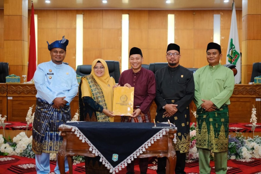 DPRD Siak Sahkan 8 Perda Sekaligus, Era Smart City Dimulai!