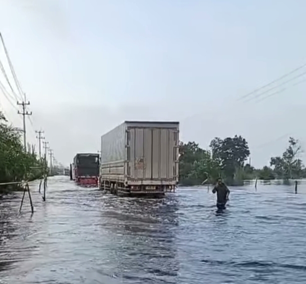 Kendaraan Pribadi Disarankan Tidak Lewati Km 83 Jalintim Pelalawan