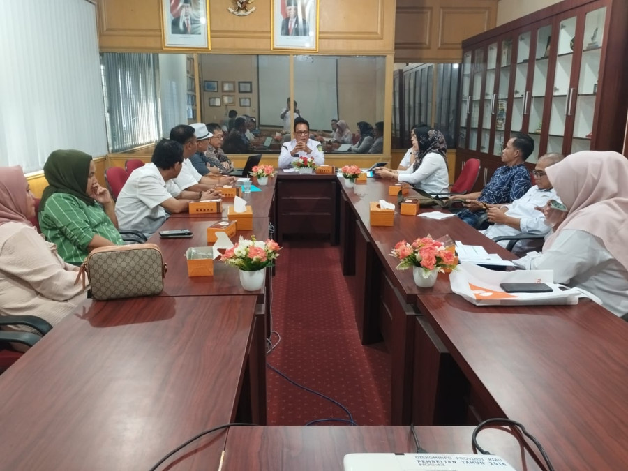 PWI Riau Rapat Koordinasi HPN 2025 Bersama Dinas Kominfo