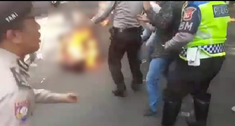 4 Polisi Alami Luka Bakar Saat Demo Ricuh di Cianjur, 17 Orang Diamankan