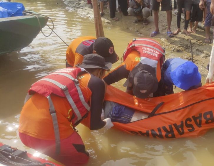 Nelayan Tenggelam di Sungai Indragiri Ditemukan, Operasi SAR Ditutup