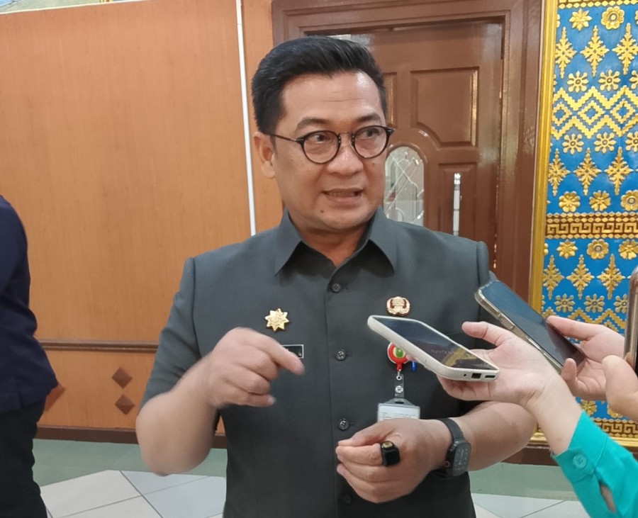 Pemprov Riau Cairkan THR Sepekan Jelang Lebaran