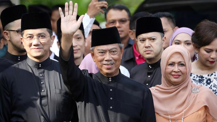 PM Malaysia Ucapkan Duka Wafatnya Ibunda Jokowi: Semoga Diterima Segala Amalnya