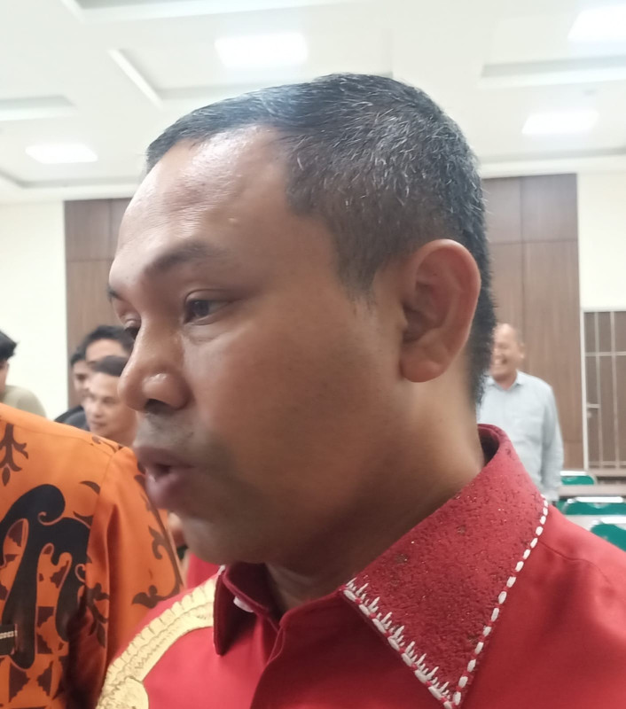 Abdul Wahid Pastikan Maju di Pilgubri Bersama SF Hariyanto