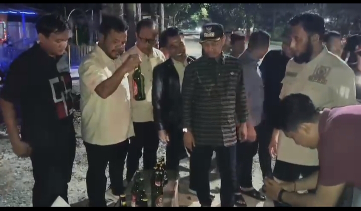 Razia di Tenda Biru SM Amin, Wako Pekanbaru Temukan Alat Kontrasepsi dan Miras