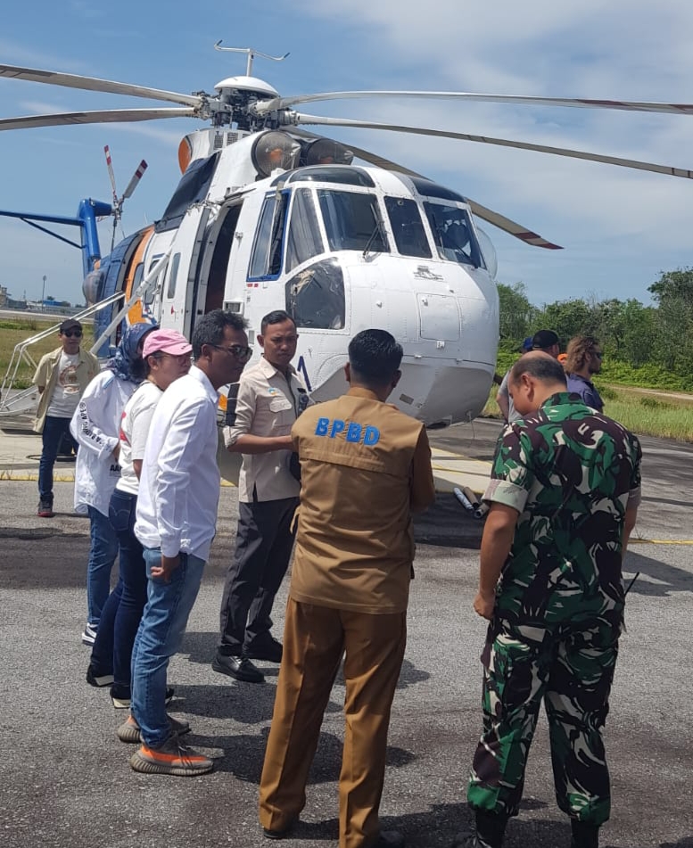 Bantuan Helikopter Water Bombing dari Pusat Tiba di Riau