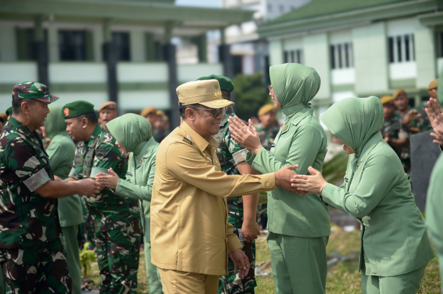 Pj Gubri Hadiri Upacara Penutupan TMMD ke-121 TA 2024 di Kampar