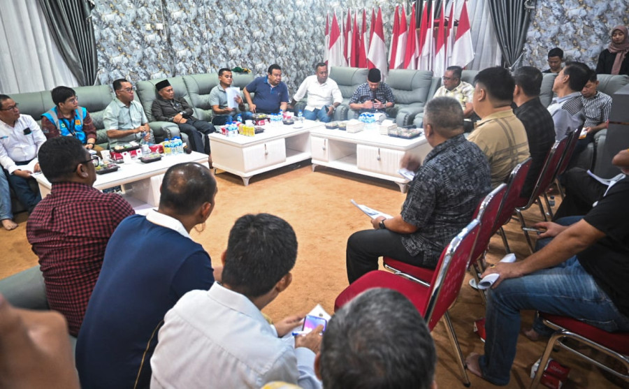 Bupati Rohil Pimpin Rapat Persiapan Event Bakar Tongkang Tahun 2024