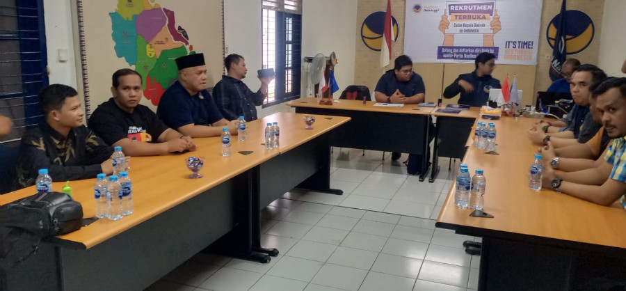 Maju Pilgubri, Eks Bupati Inhu Yopi Arianto Daftar ke Partai Nasdem