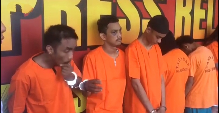 Polisi Pekanbaru Gulung 5 Pelaku Jambret, Satu Masih di Bawah Umur