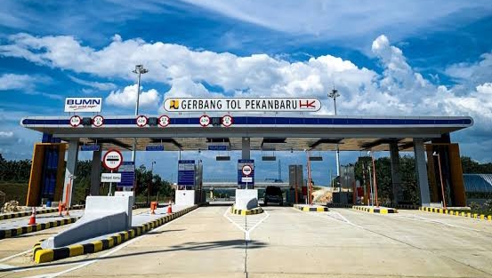95.911 Kendaraan Lintasi Jalan Tol di Riau Jelang Lebaran 1444 H