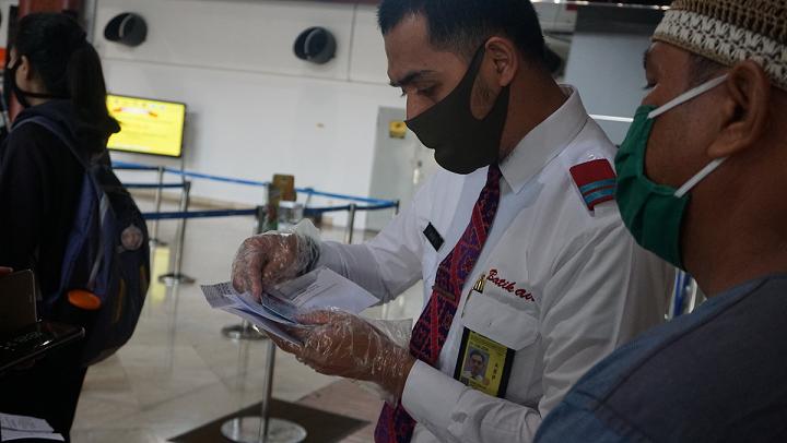 Kemenhub Bantah Sertifikat Vaksin Covid Jadi Syarat Terbang