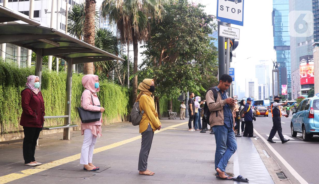 Jokowi Didesak Segera Keluarkan Perppu Bagi Pelanggar Social Distancing