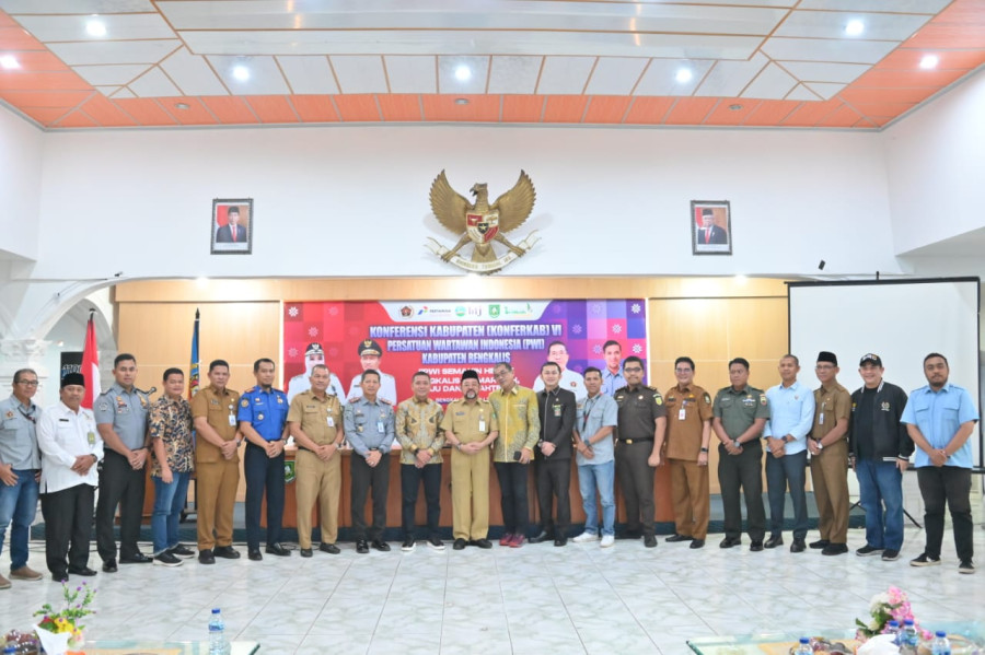 Calon Lain Angkat Bendera Putih, Adi Putra Lanjut Dua Periode