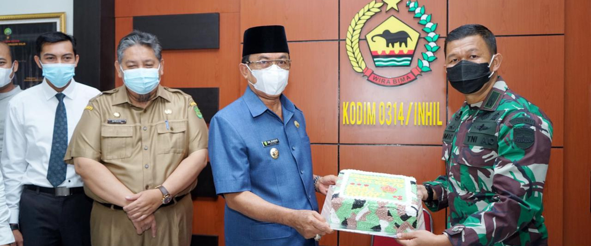 Bupati Inhil Hadiri Syukuran Dalam Rangka Peringatan HUT ke - 76 TNI