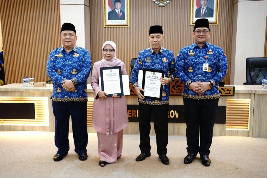 Pemprov Riau Lepas Dua Kepala Dinas Memasuki Masa Pensiun