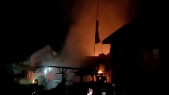 Tragis, Ibu dan 3 Anaknya Tewas Terbakar di Kubang Jaya, Jasad Ditemukan di Kamar Mandi