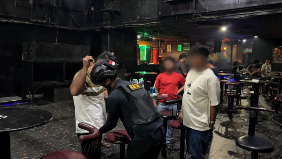 Razia Malam di Pekanbaru, Ekstasi Tak Bertuan Ditemukan di Sago KTV