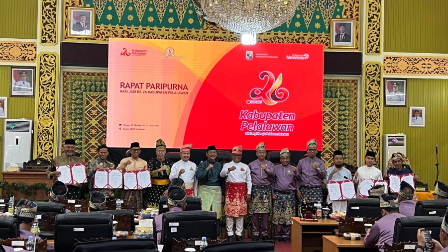 DPRD Pelalawan Gelar Paripurna Istimewa HUT ke-26, Bupati Zukri Paparkan Capaian Pembangunan