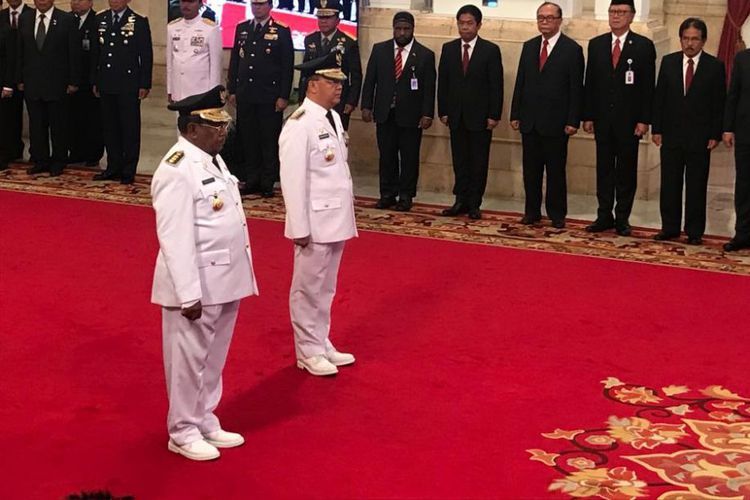 Pelantikan Plt Gubernur Riau dan Plt Gubernur Bengkulu di Istana Negara