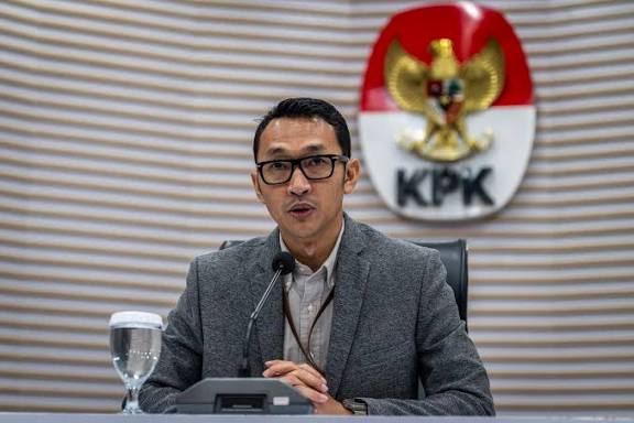 Maraton Pemeriksaan Pejabat Pemprov Riau Berlanjut, KPK Panggil Empat Orang Lagi
