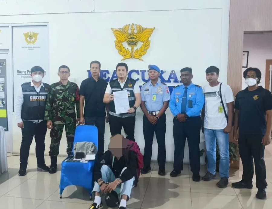 Selundupkan Inex dari Kuala Lumpur, WNA Diamankan di Bandara SSK II Pekanbaru