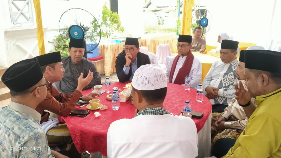 Bupati Rohil Open House Dua Hari di Mess Pemda dan Rumah Pribadi