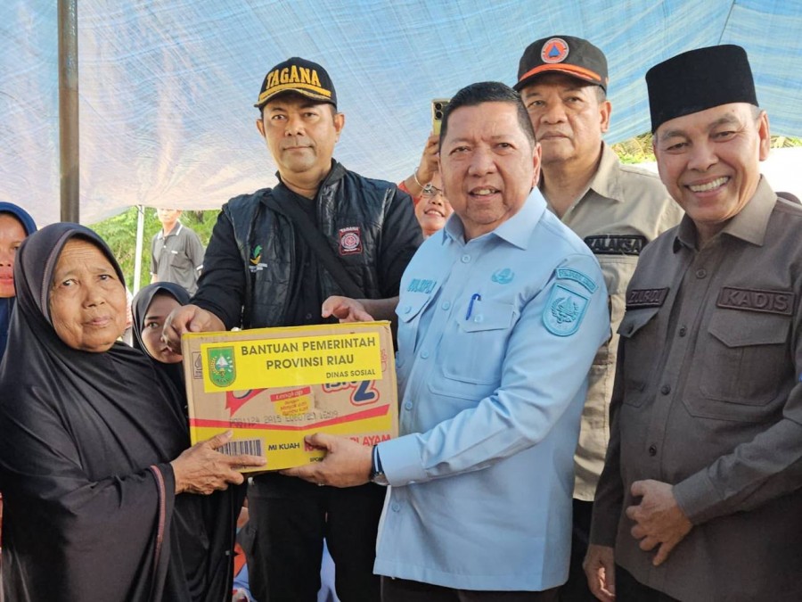 Pemprov Riau Salurkan Bantuan untuk Korban Banjir di Gunung Sahilan