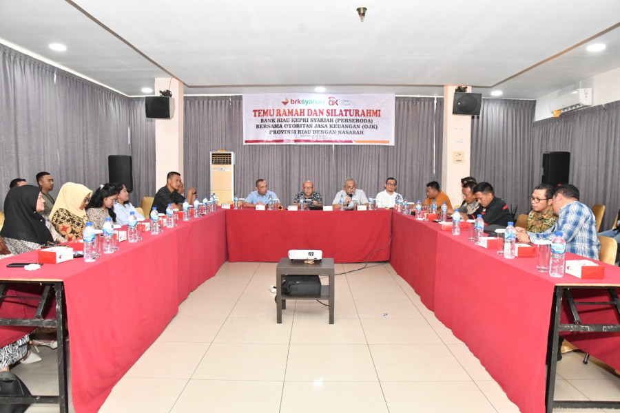 OJK dan BRK Syariah Silaturahmi Bersama Nasabah di Bagan Batu