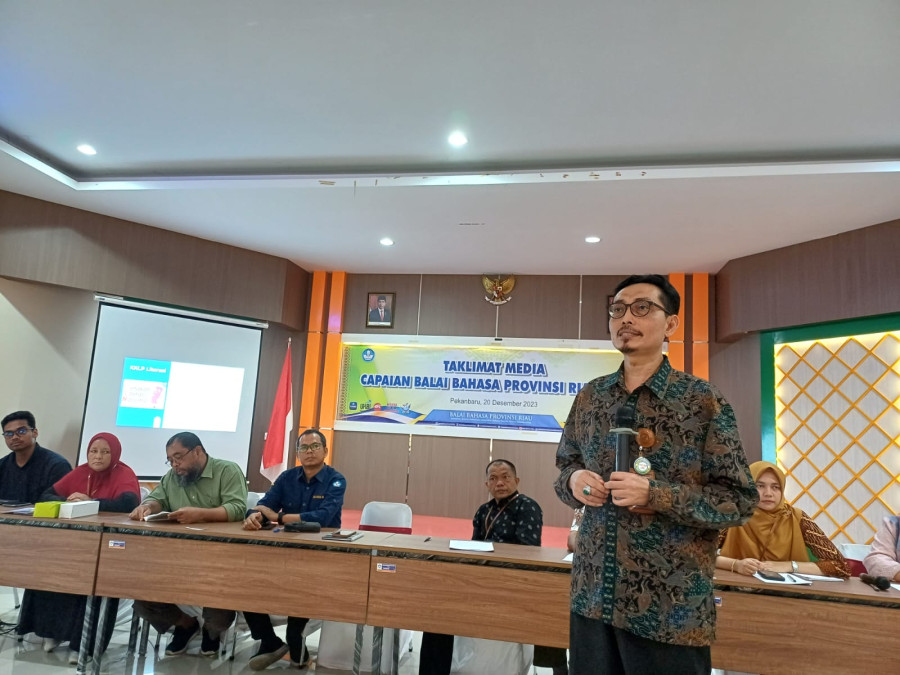 Kepala BPP Paparkan Capaian Kinerja Balai Bahasa Provinsi Riau 2023