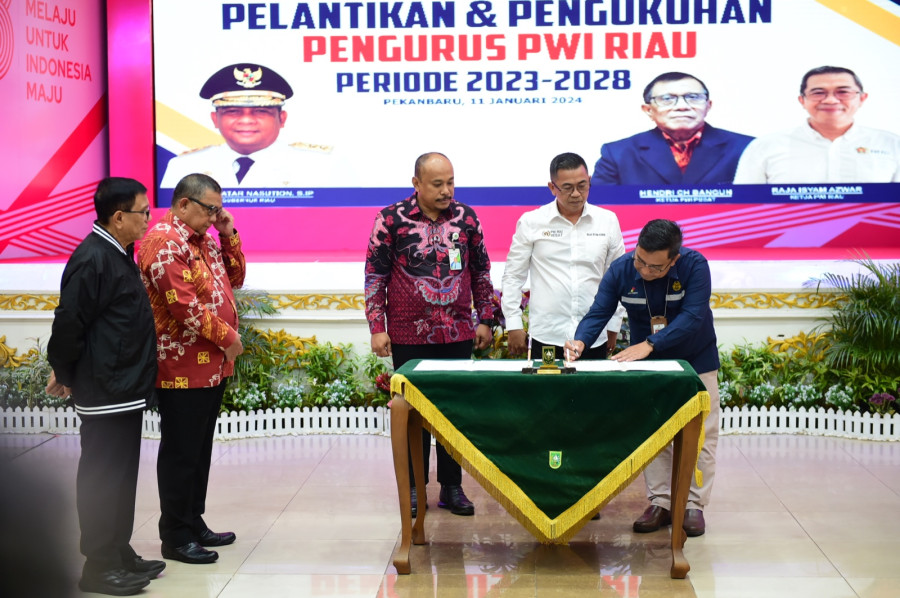 PWI-SKK Migas Sumbagut Teken MoU Kerja Sama Peningkatan Kompetensi Wartawan