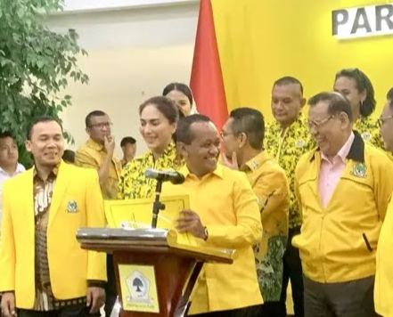 Bukan Jokowi, Ini Sosok yang Menjadi Ketua Dewan Pembina Partai Golkar