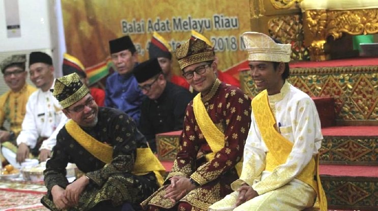 Sandiaga Uno - UAS Berdampingan di LAM Riau