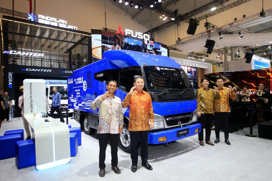 Fuso Tampilkan Inovasi Baru di GIIAS 2025