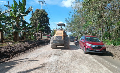 Sempat Rusak Berat, Dua Jalan Lintas di Inhu Sudah Difungsikan
