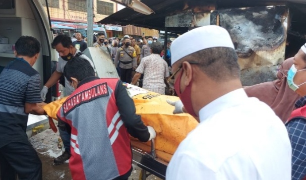 Seorang Suami di Dumai Tega Bakar Istri Hingga Tewas