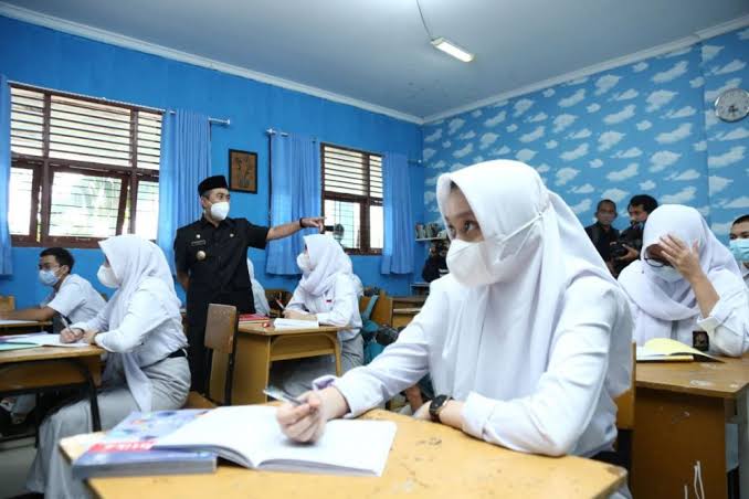 Pemprov Riau Bakal Bantu Anak Kurang Mampu Masuk Sekolah Swasta