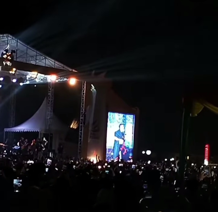 Judika Hipnotis Penonton Dalam Pesta Rakyat HUT Riau ke 66